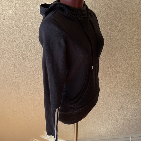Adidas Black Hoodie w White Stripes Sleeve size XS - Picture 4 of 6